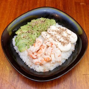 Sushi salad langostinos